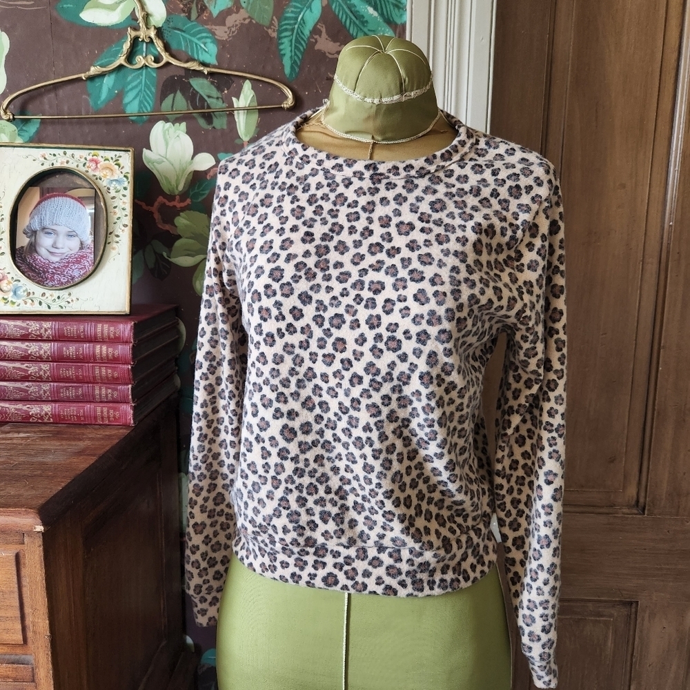 Gaze Leopard Print Sweater Size XS